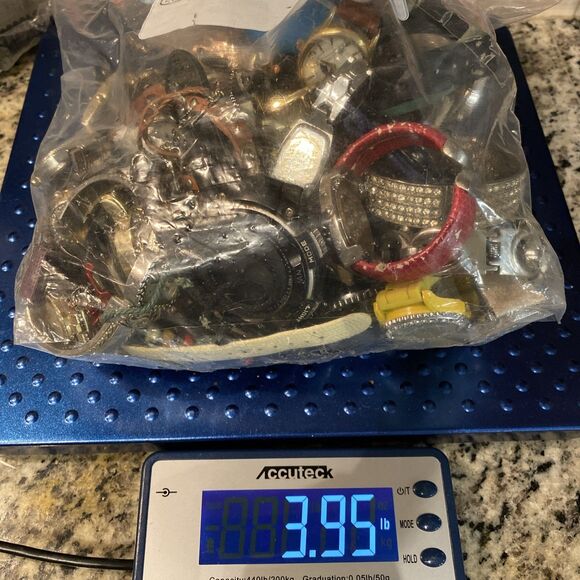 Untested 3.95 Lbs Watches - Picture 1 of 4